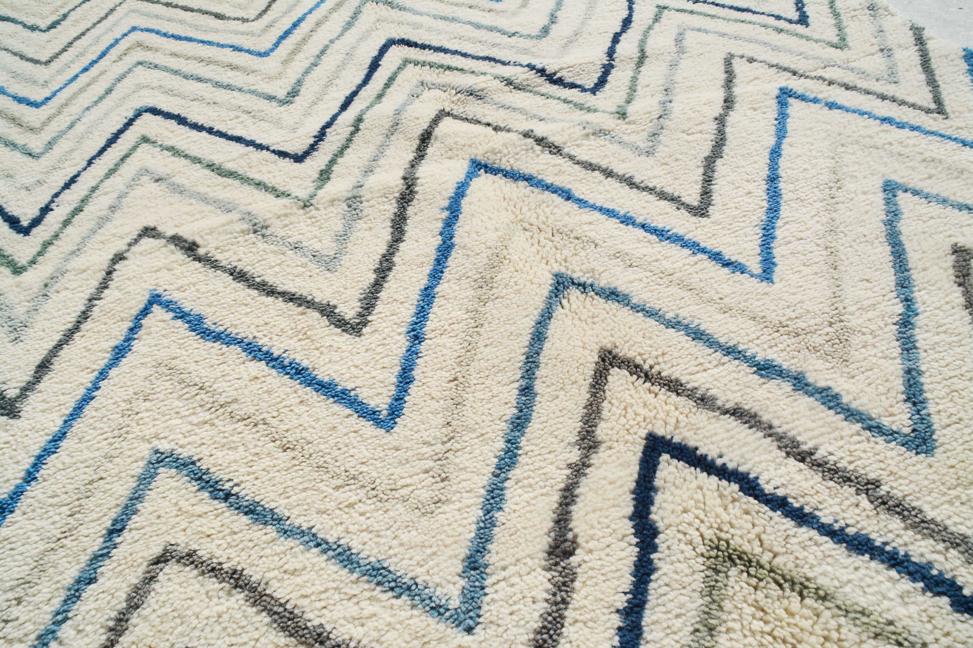 Benjamin (5'1" x 8'2") - Abstract Multicolor Zigzag Berber Rug - Image 2