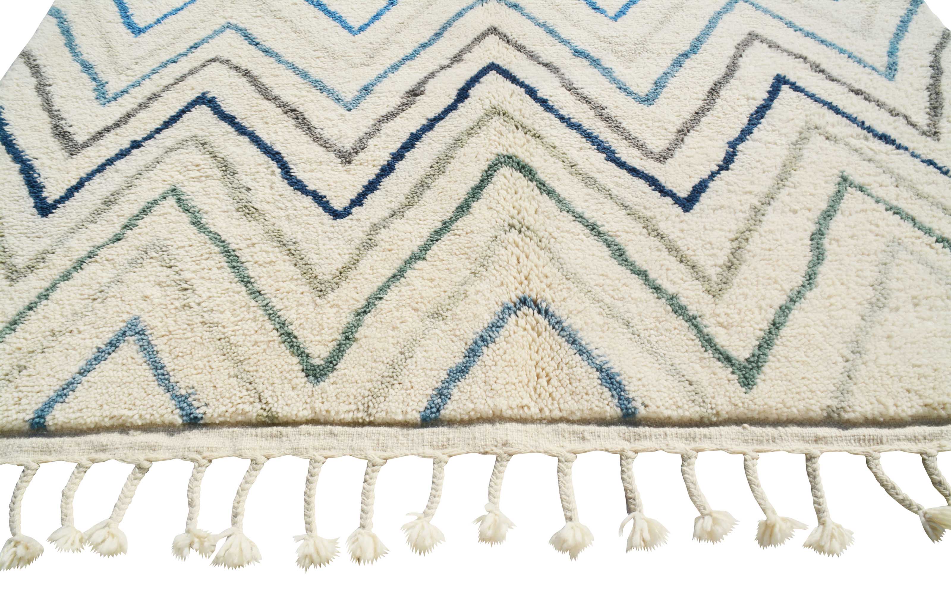 Benjamin (5'1" x 8'2") - Abstract Multicolor Zigzag Berber Rug - Image 3