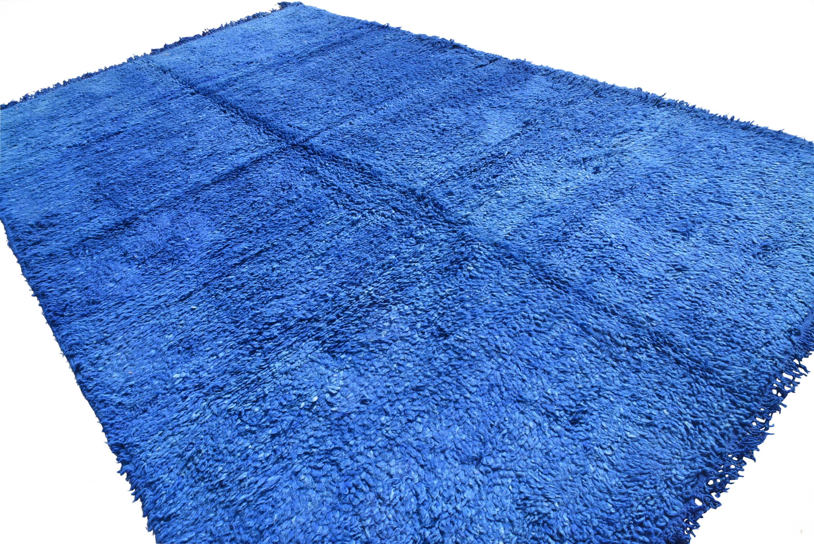 Blue Crush (6'9" x 10'6") – Vintage Solid Blue Moroccan Area Rug - Image 6