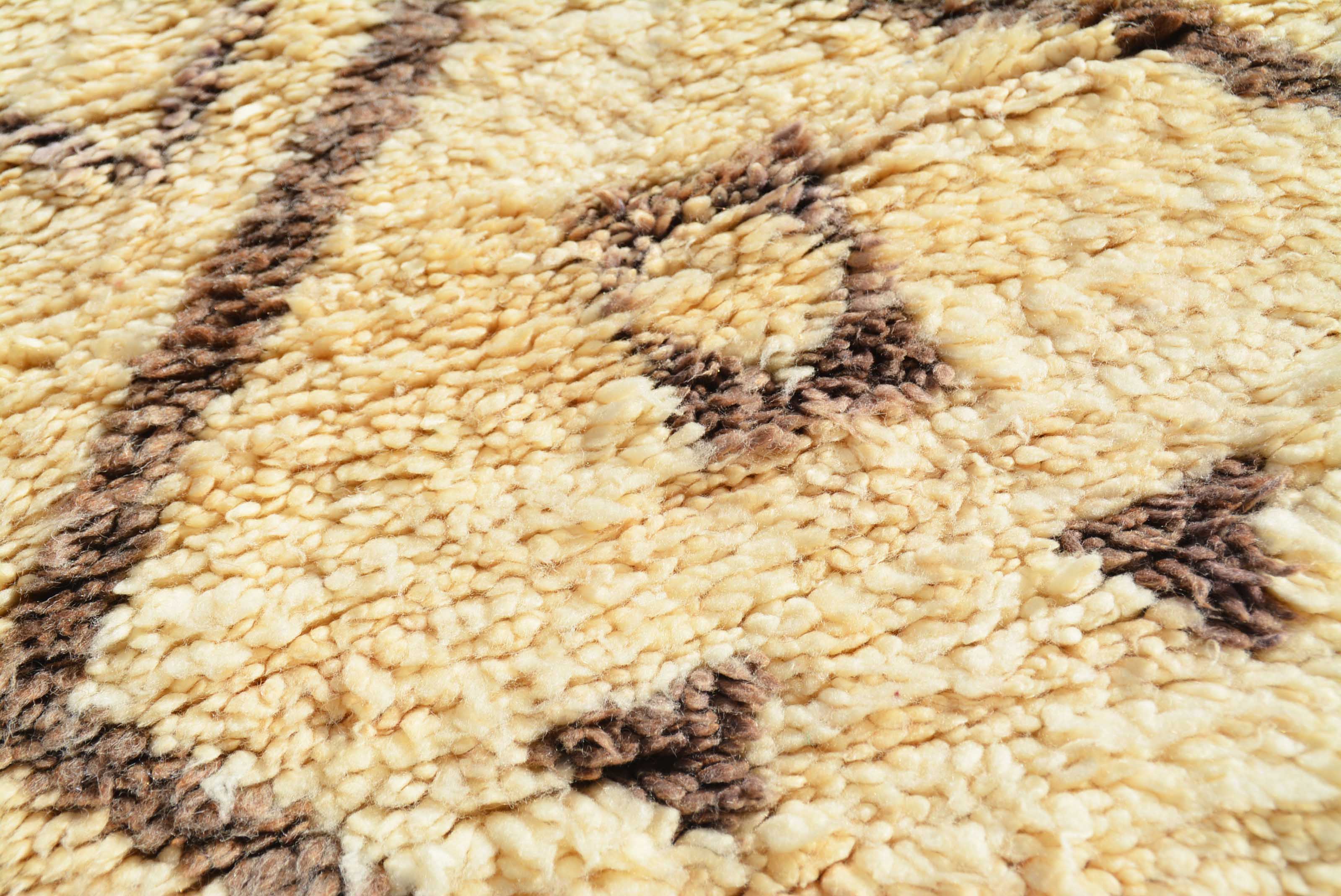 Faraway Land - 2' x 6'10 - 0.61m x 2.08m - Image 2