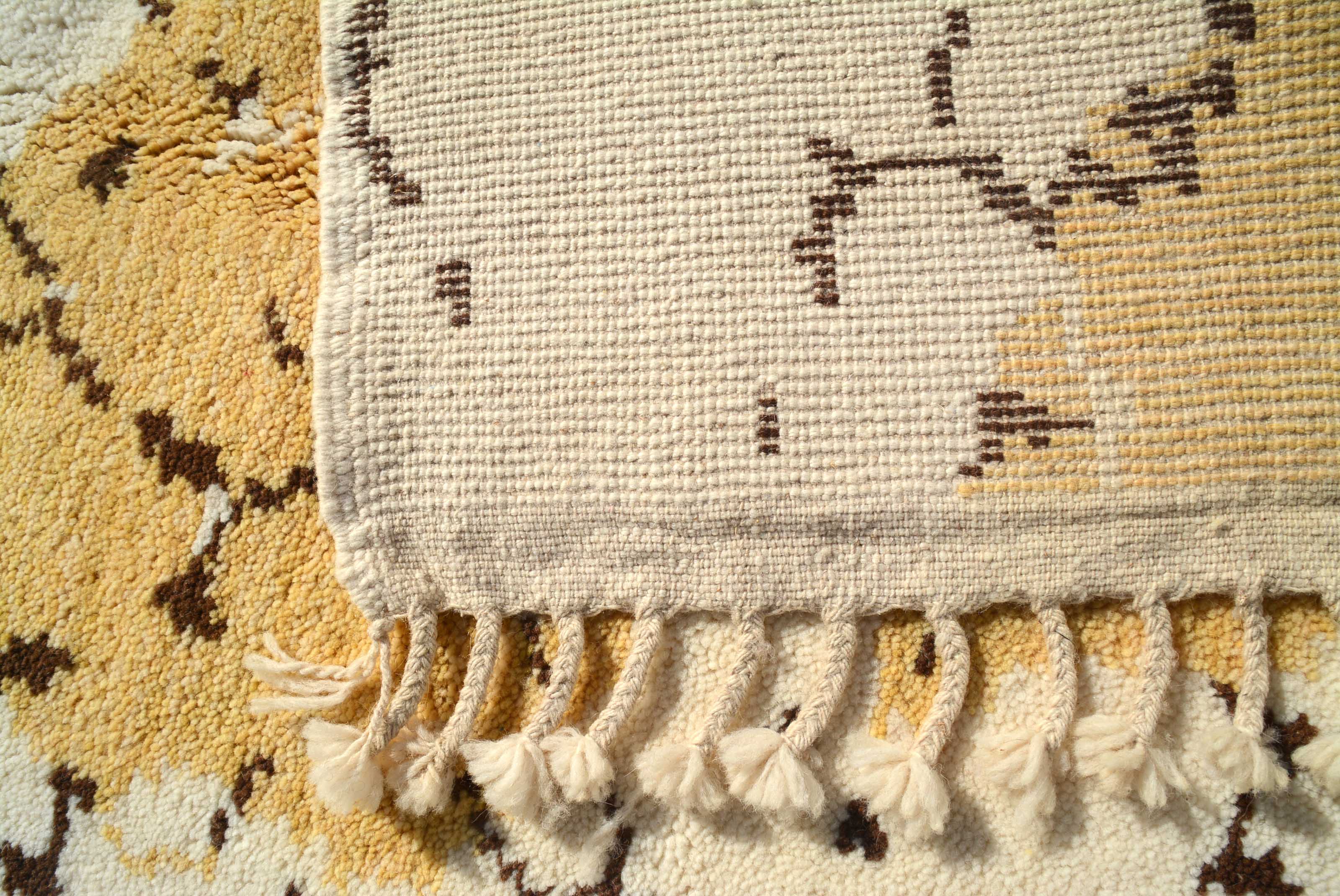 GoldenWeave (5'2" x 8'2") - Abstract Golden Ochre & Brown Azilal Rug - Image 4