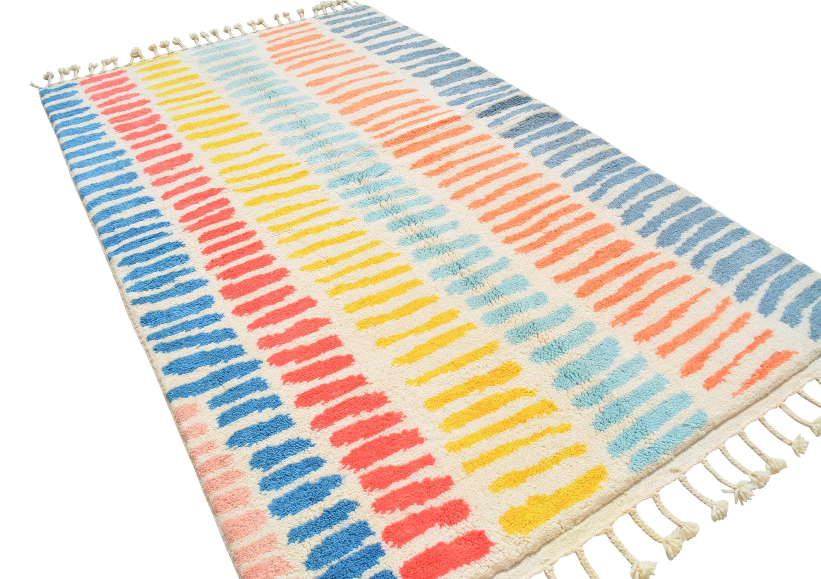 Katie (5'2" x 8'0") - Abstract Multicolor Vertical Brushstroke Azilal Rug - Image 6
