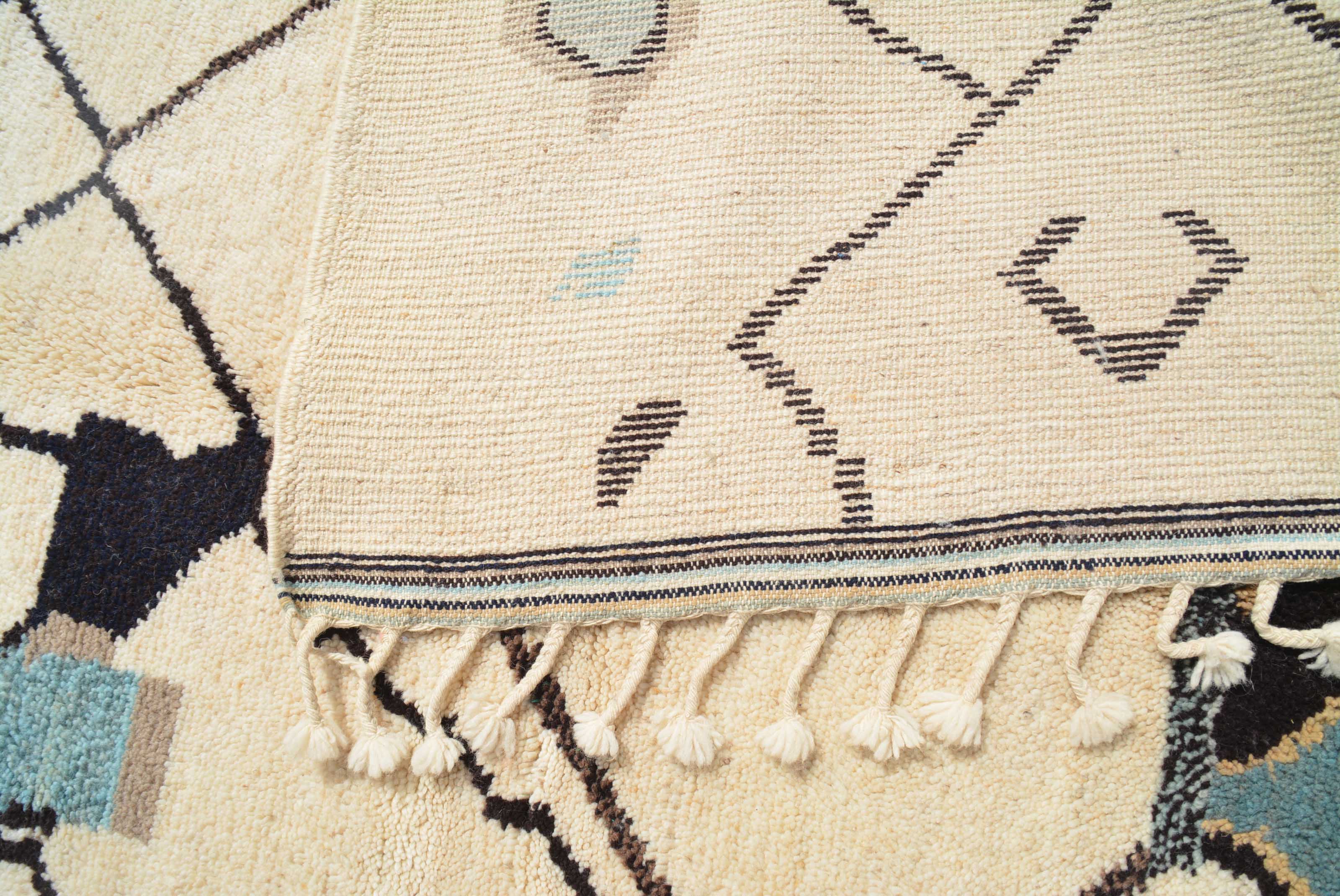 Merchant (8'0" x 10'0") - Abstract Tan & Blue Geometric Sketch Azilal Rug - Image 4