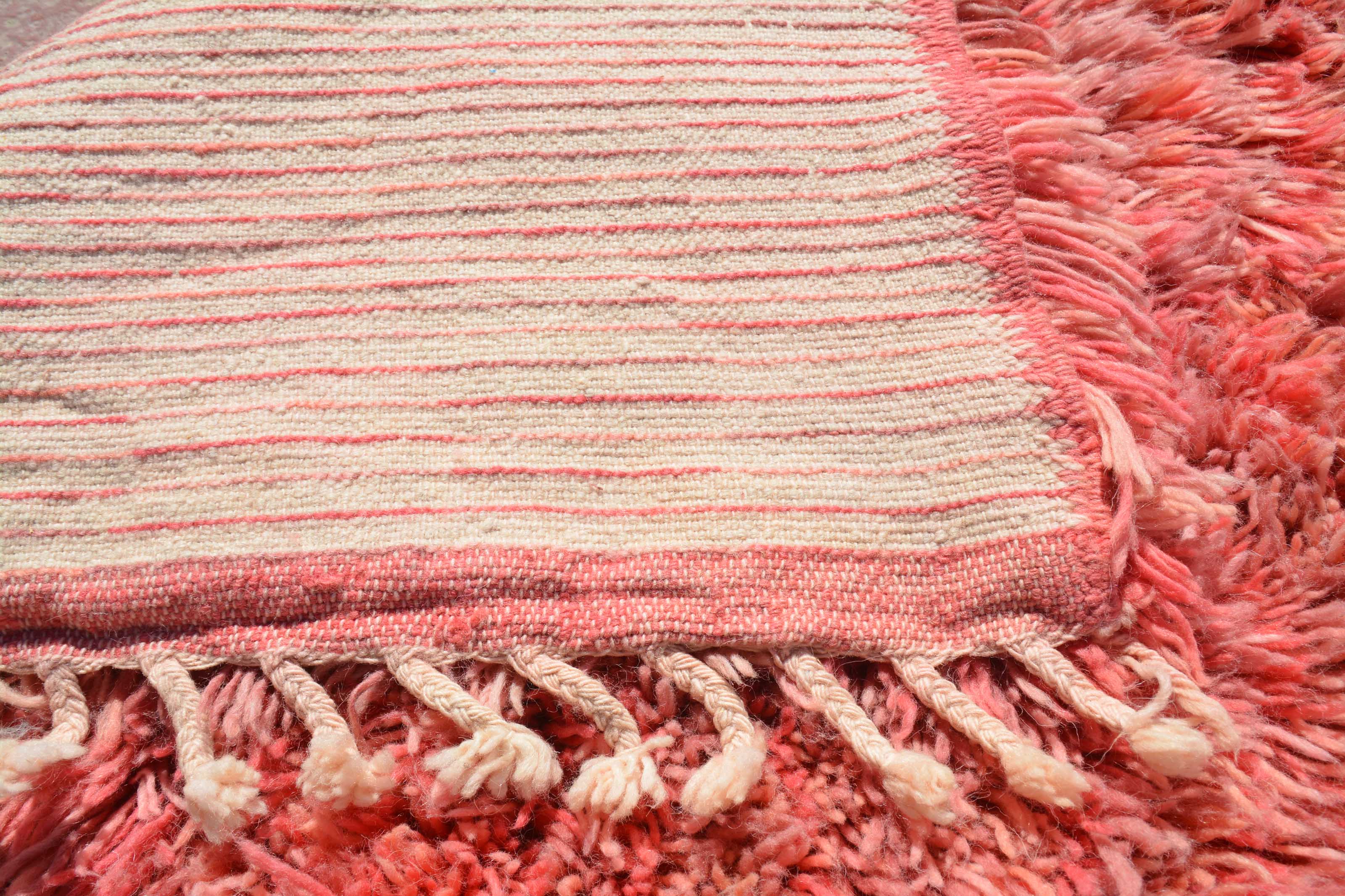 Rising (6'3" x 8'8") - Solid Salmon Pink Ultra Shag Berber Rug - Image 7
