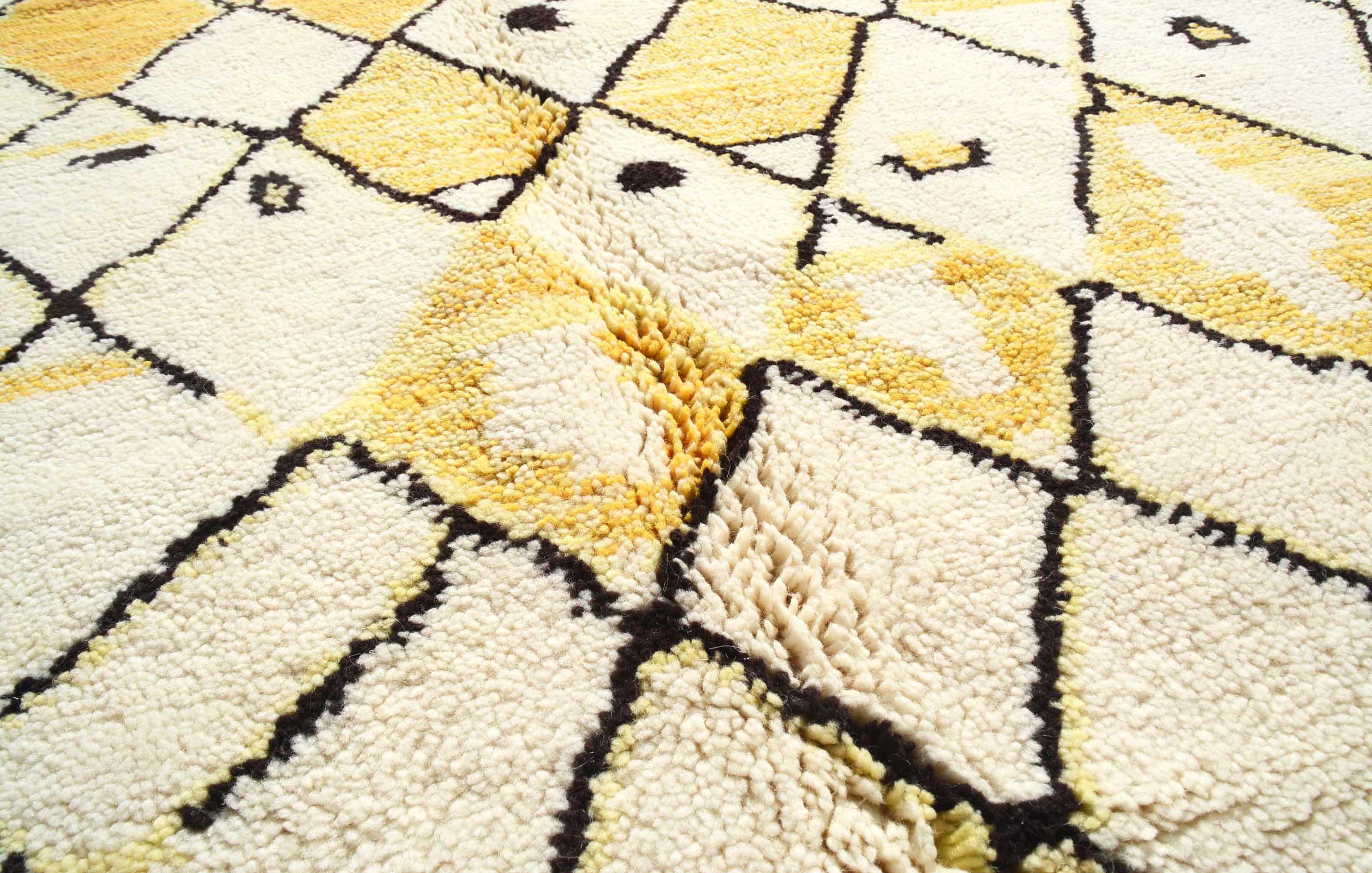 Sunflare (5'2" x 8'0") - Yellow Diamond Lattice Azilal Rug - Hand-Knotted Wool - Image 2