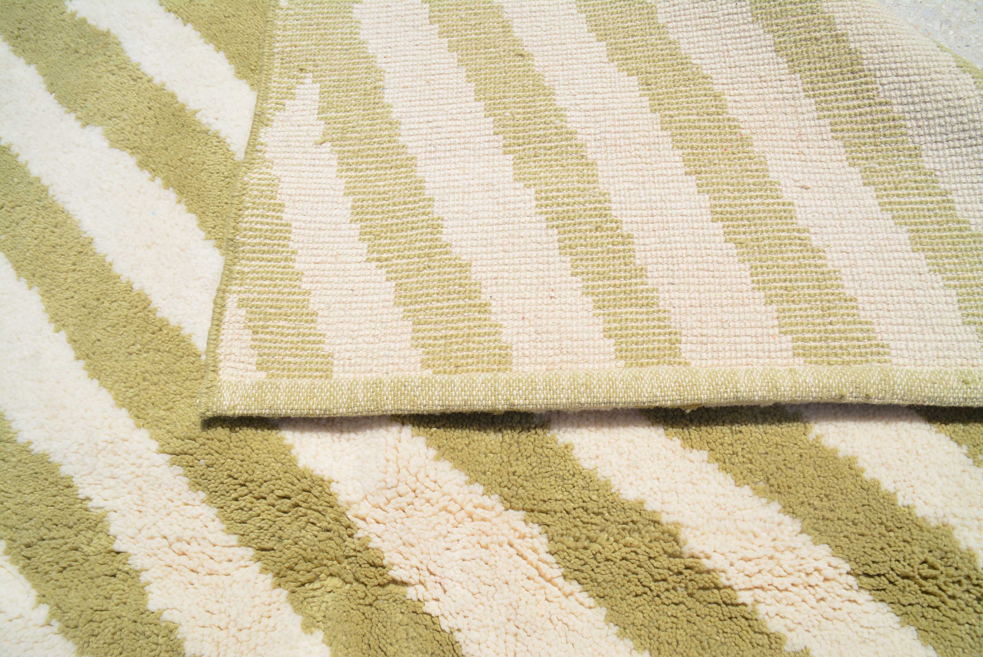 The Magic (7'10" x 10'4") - Light Green Geometric Berber Rug - Hand-Knotted Wool - Image 4