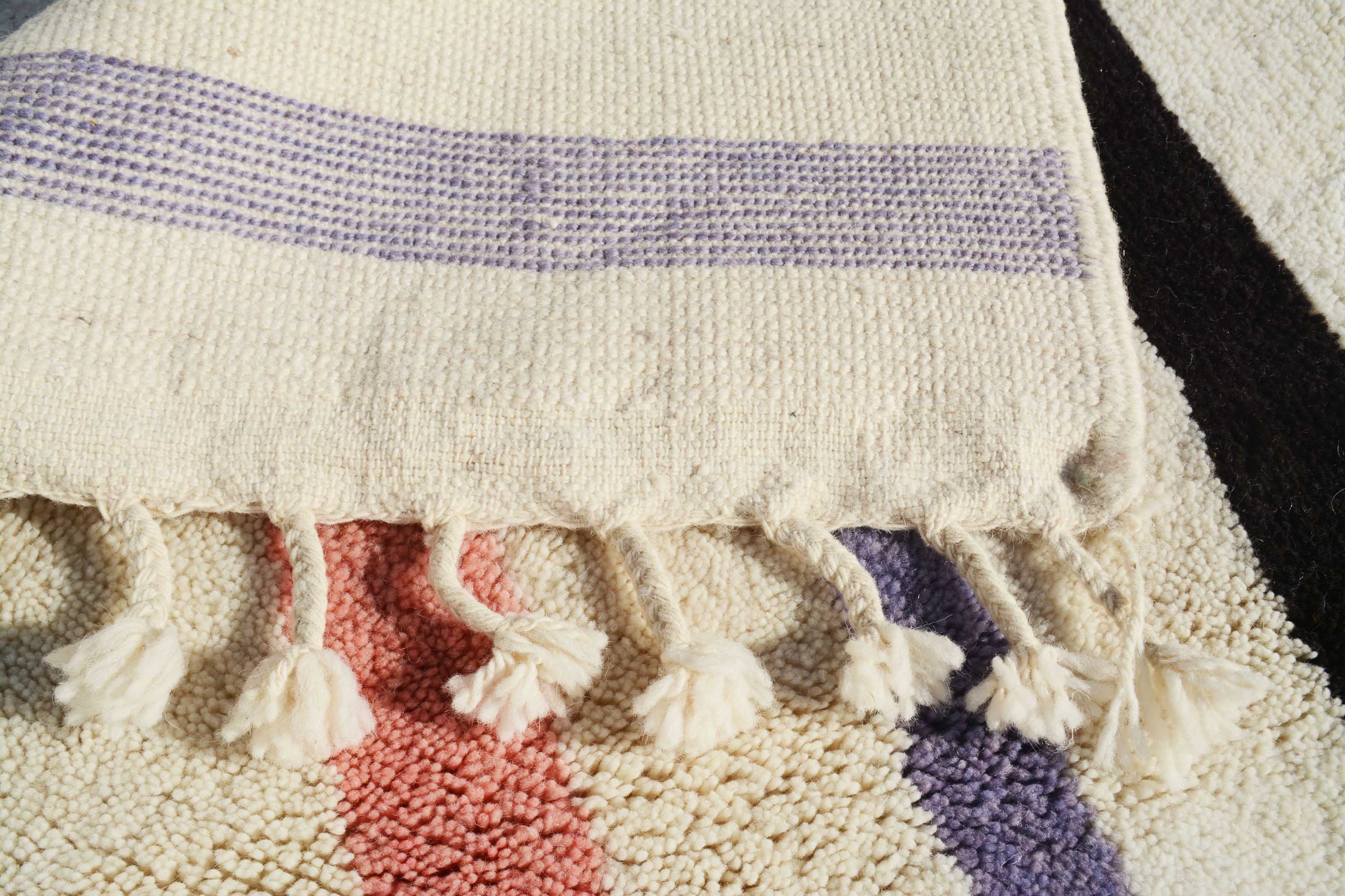 True (6'0" x 9'0") - Abstract Multicolor Geometric Maze Berber Rug - Image 3