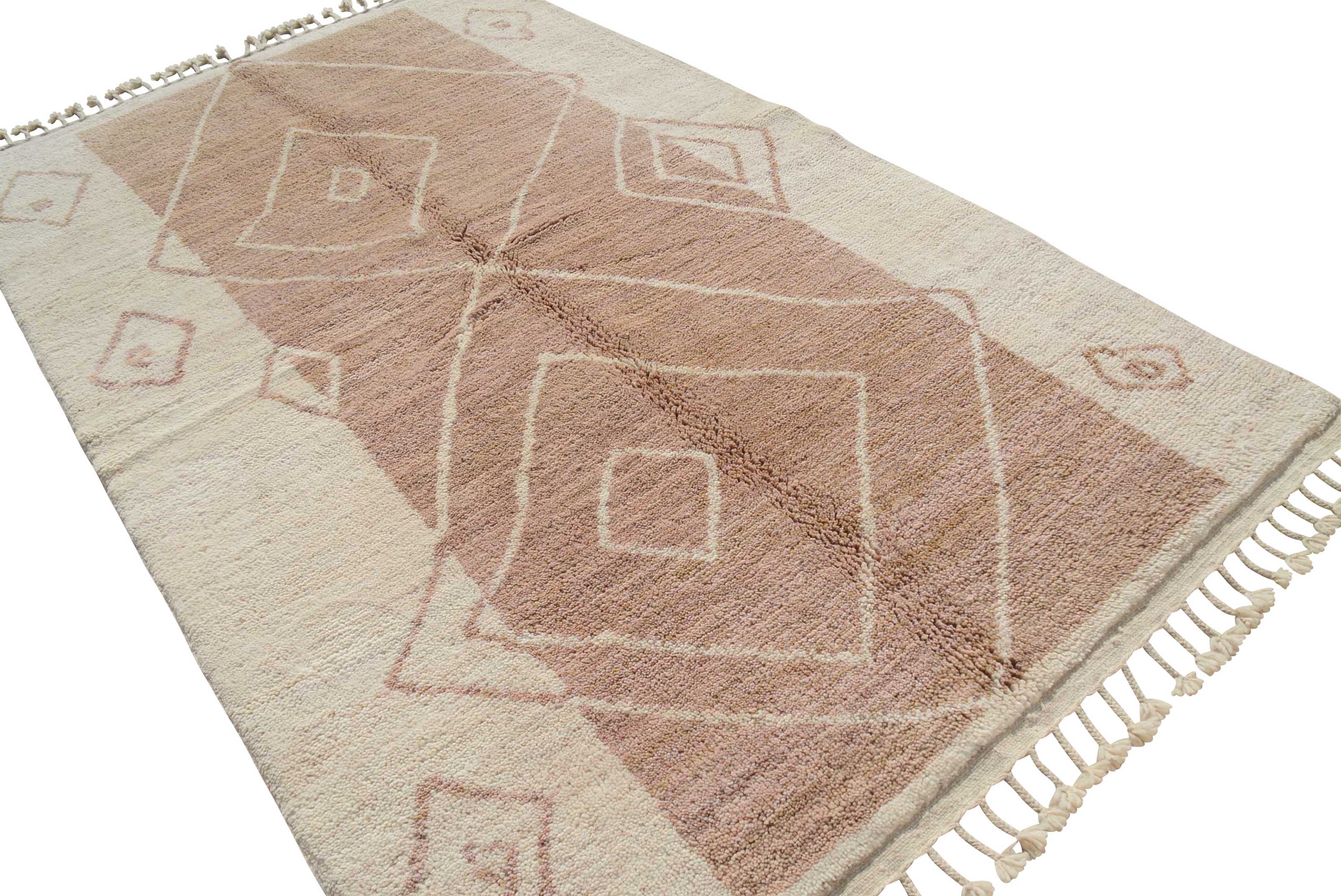 Velvety (5'2" x 8'2") - Soft Lavender & Cream Geometric Azilal Rug - Image 5